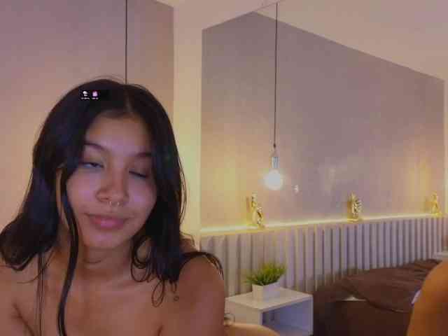 AidaMoreno webcam