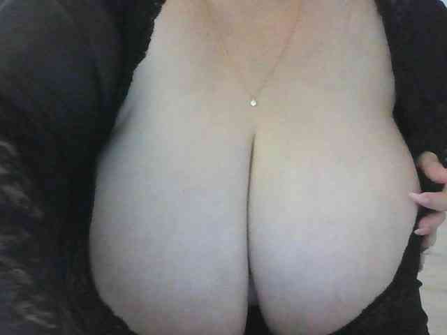 Zlaya_Mama_ogon webcam