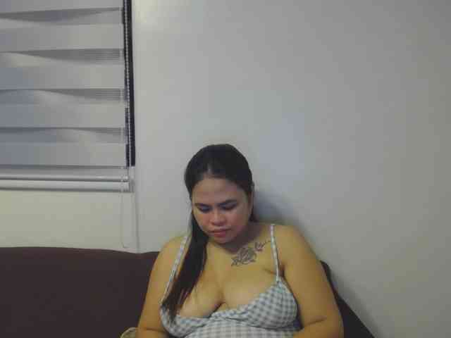 Asianbigbuttyboobs webcam