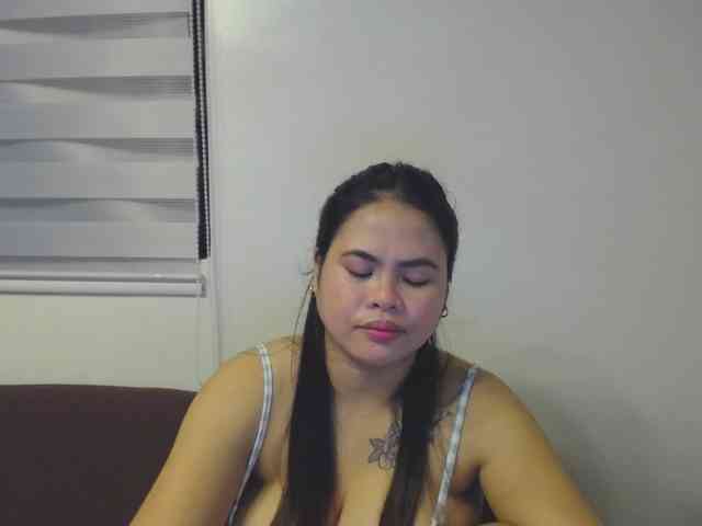 Asianbigbuttyboobs webcam