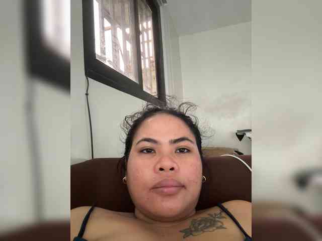 Asianbigbuttyboobs webcam