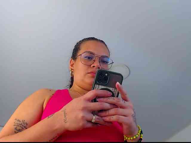 arianagonzale webcam