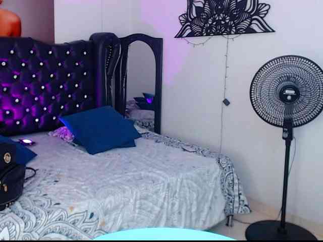 arianagonzale webcam