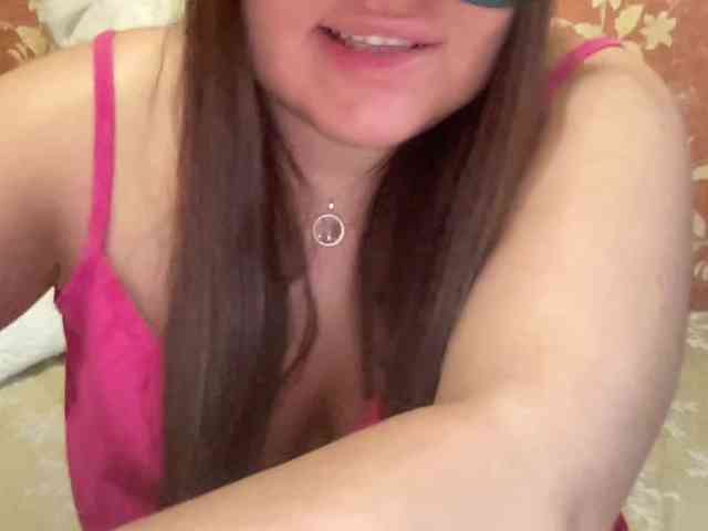 SweetStrawberry1 webcam