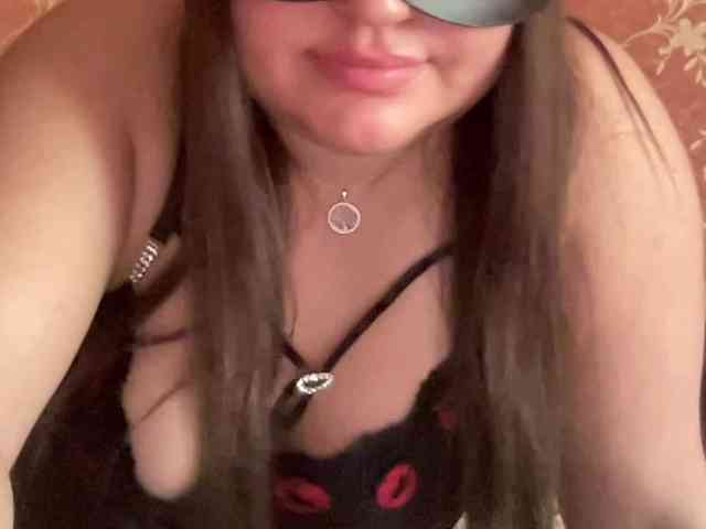 SweetStrawberry1 webcam