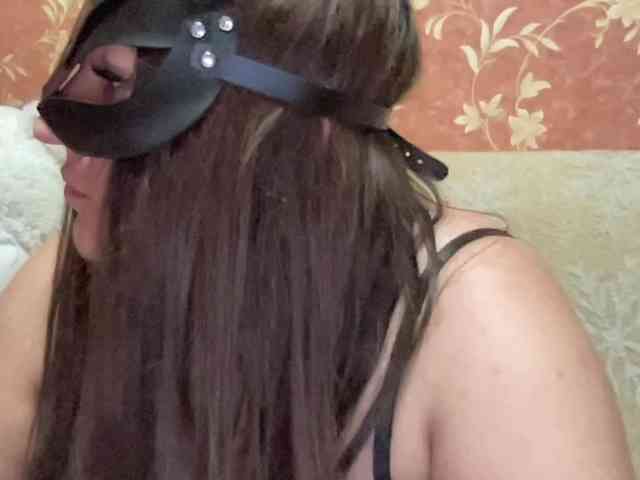 SweetStrawberry1 webcam