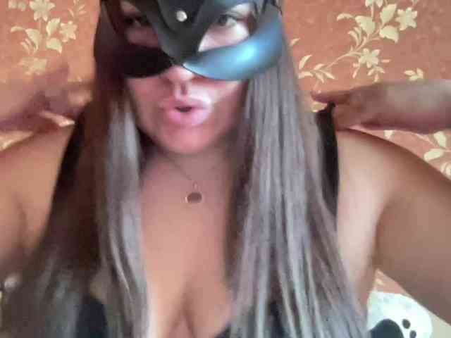 SweetStrawberry1 webcam