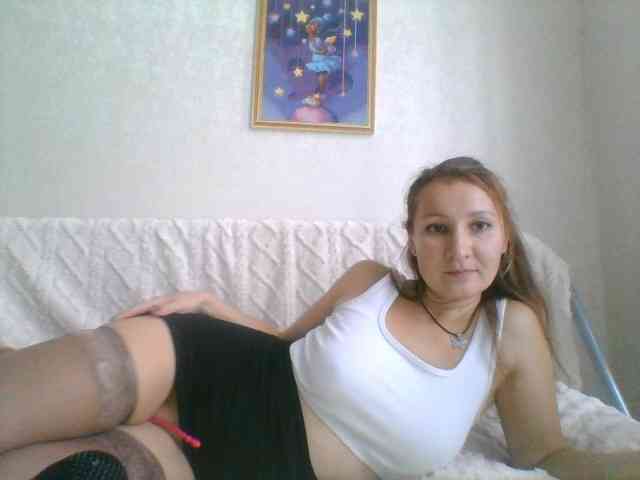 Yuliya333 webcam