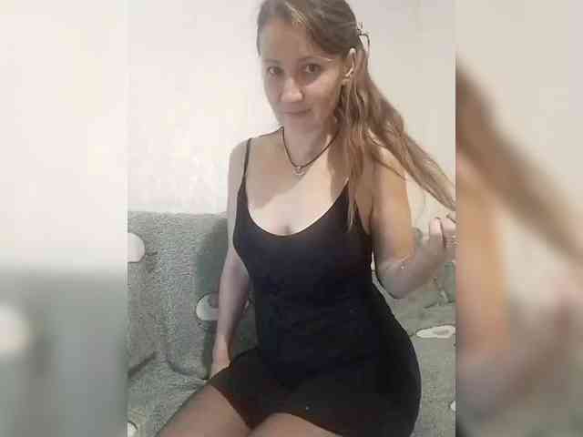 Yuliya333 webcam