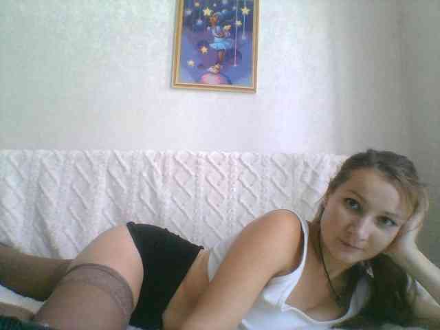 Yuliya333 webcam