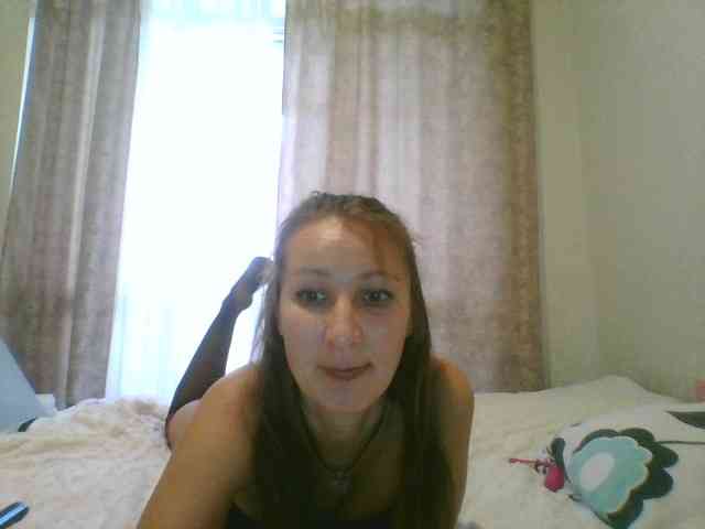 Yuliya333 webcam