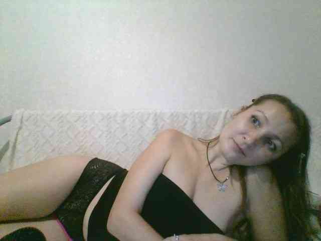Yuliya333 webcam