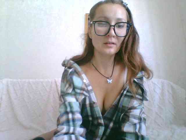 Yuliya333 webcam