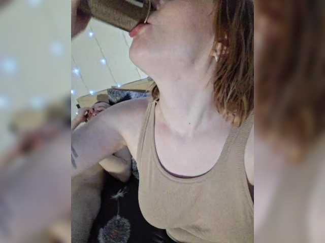 Vai a chattare su -Molly -Molly