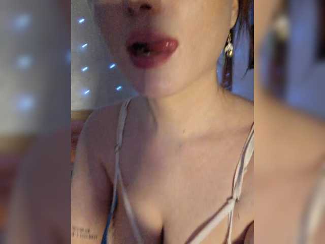 Vai a chattare su -Molly -Molly