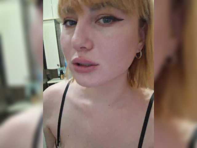 go to chat with -Molly