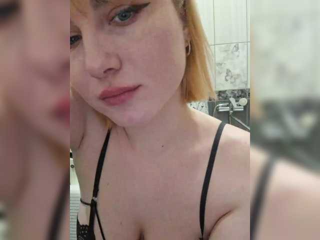 go to chat with -Molly