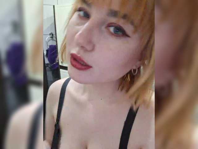 Vai a chattare su -Molly -Molly