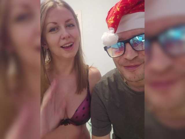 Entrez le videochat erotique avec le
modèle VCHELSIV VCHELSIV