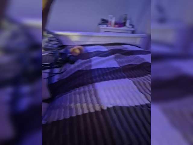 Gratis Live Sexcam mit VCHELSIV VCHELSIV