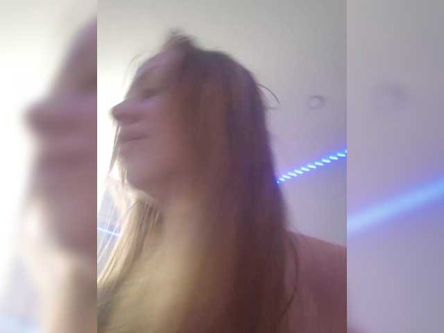 Gratis Live Sexcam mit VCHELSIV VCHELSIV