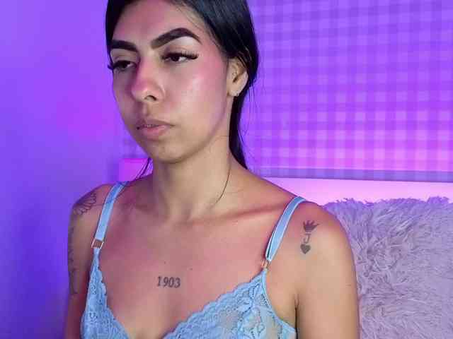 MaiaWatson webcam
