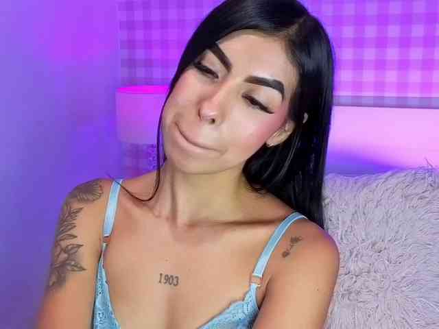 MaiaWatson webcam