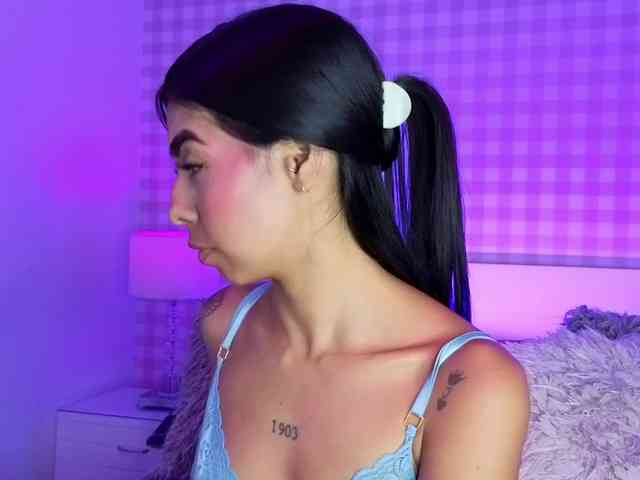 MaiaWatson webcam