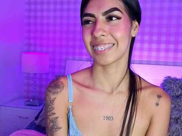 MaiaWatson webcam