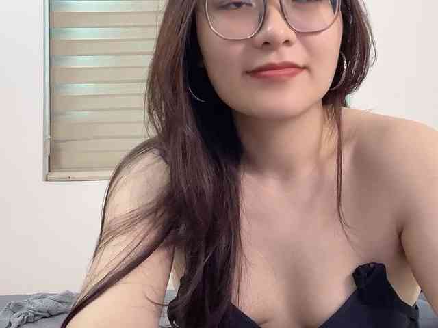 Selena295 webcam