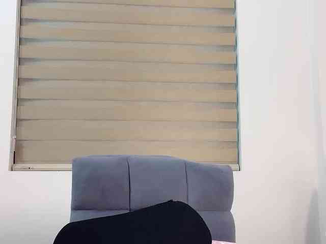 Selena295 webcam