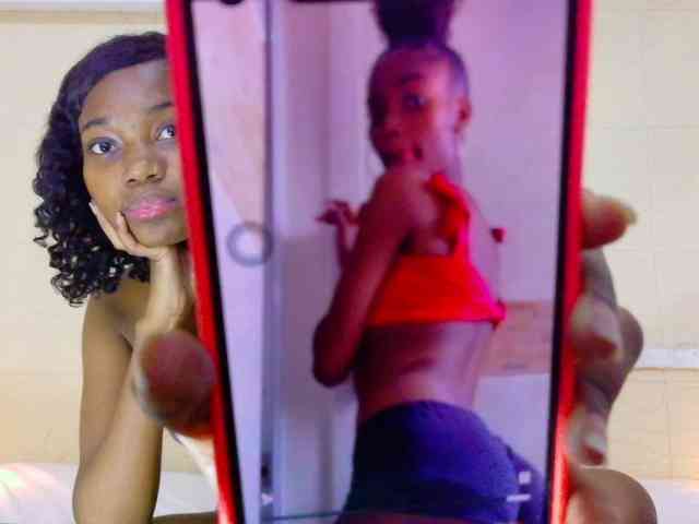 Slim-chocobar18 webcam