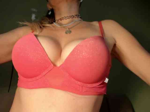Mspurrfect webcam
