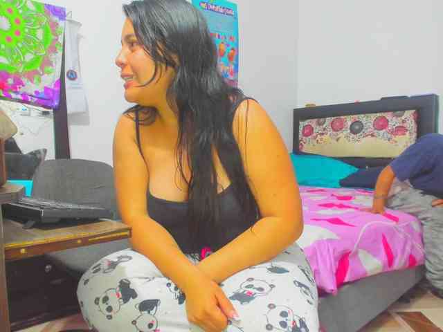 yournaughtyandsexyprince webcam