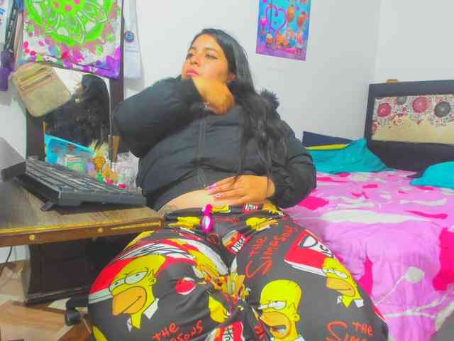yournaughtyandsexyprince webcam