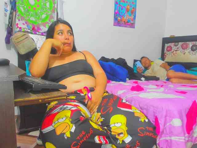 yournaughtyandsexyprince webcam