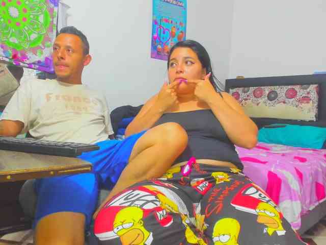 yournaughtyandsexyprince webcam