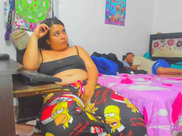 yournaughtyandsexyprince webcam