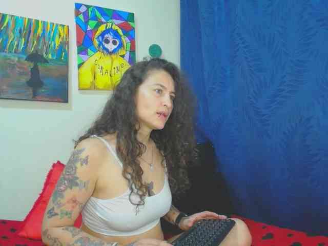 leyla-hot webcam