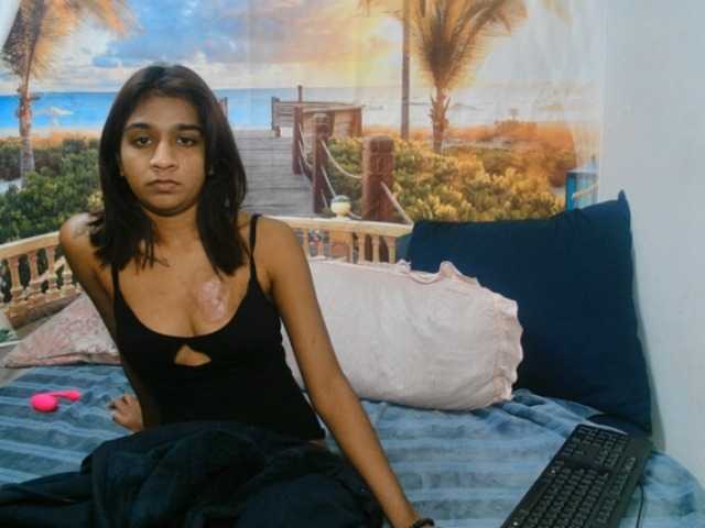 cherryindian4u webcam