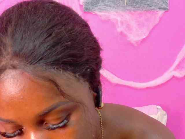 kinkyandsavage webcam