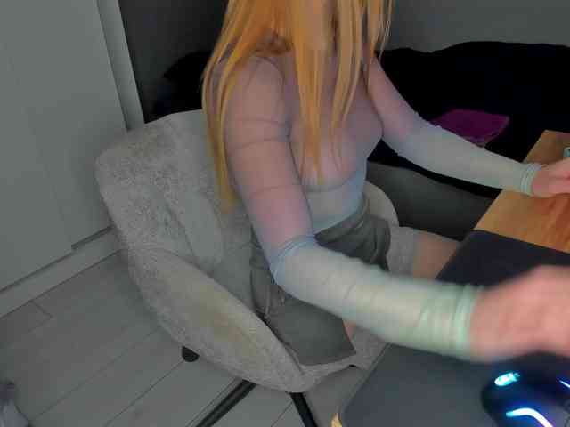 LoveLYYk webcam