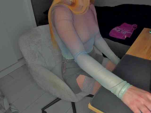 LoveLYYk webcam
