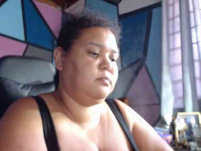 beautifulchubbyqueen webcam