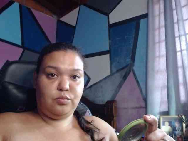 beautifulchubbyqueen webcam