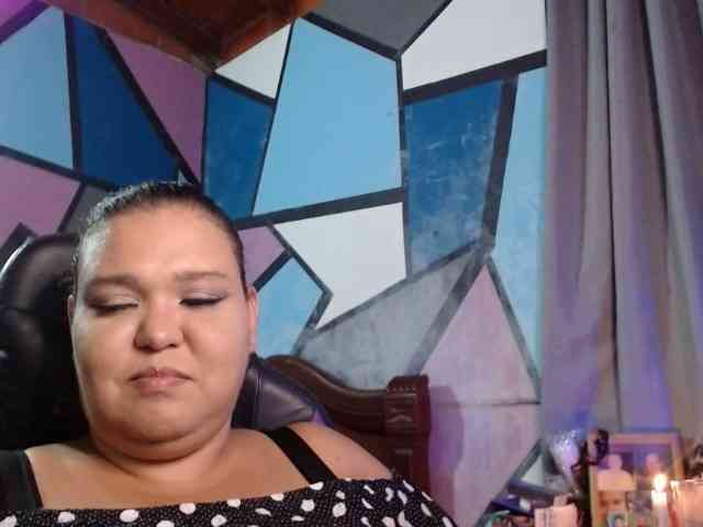 beautifulchubbyqueen webcam
