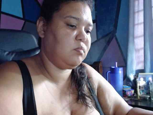 beautifulchubbyqueen webcam