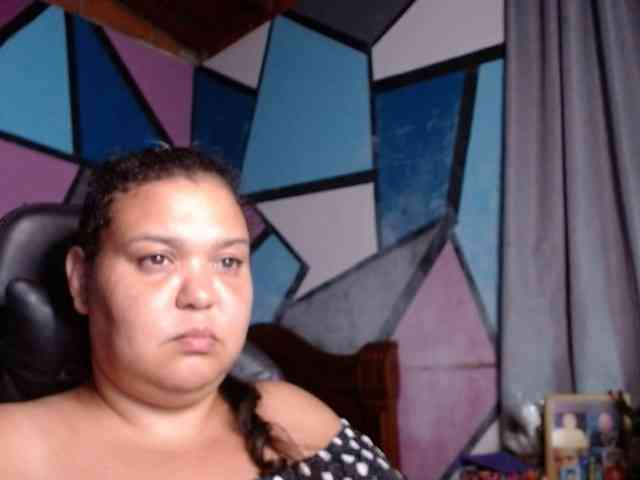 beautifulchubbyqueen webcam