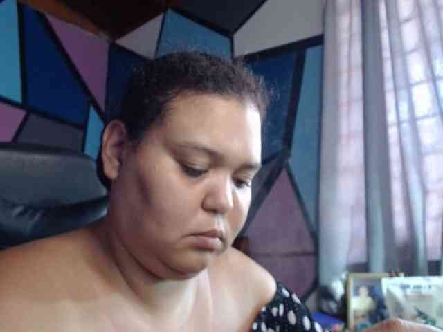 beautifulchubbyqueen webcam