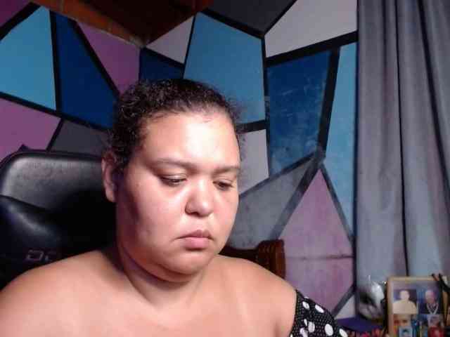 beautifulchubbyqueen webcam